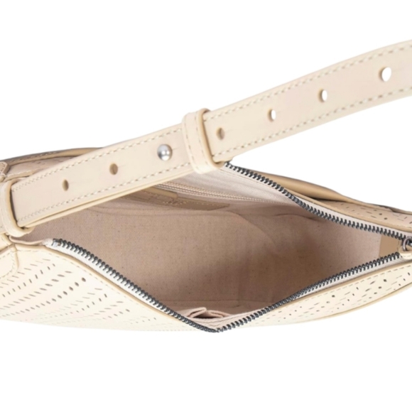 Frye - NEW Genuine Leather Spring/Summer Dainty Stella Baguette Shoulder Bag - Picture 7 of 9